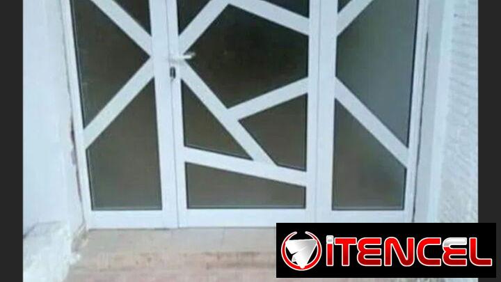 Marqueteria de aluminio realizamos puertas , ventanas a las medidas que usted desee..