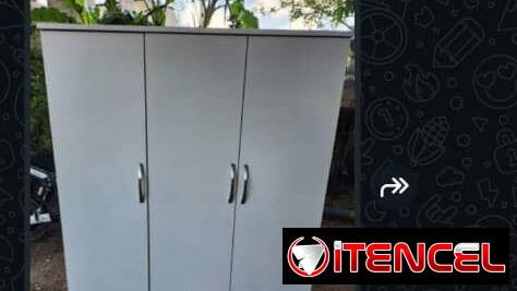 Escaparate muebles camas colchones y comedores listos para entregar transporte 🚇 incluído color y diseño a gusto