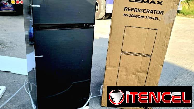 *Refrigerador LEMAX de 7.5 pies³* *Congelación seca* *Color negro efecto espejo*  – Precio 385 USD – Con transporte  – G