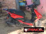 Se vende esta moto 🏍 de gasolina ⛽️, solamente 3 meses de uso es automática