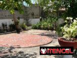 Venta de bajos de biplanta amplio en avenida Santa Amalia