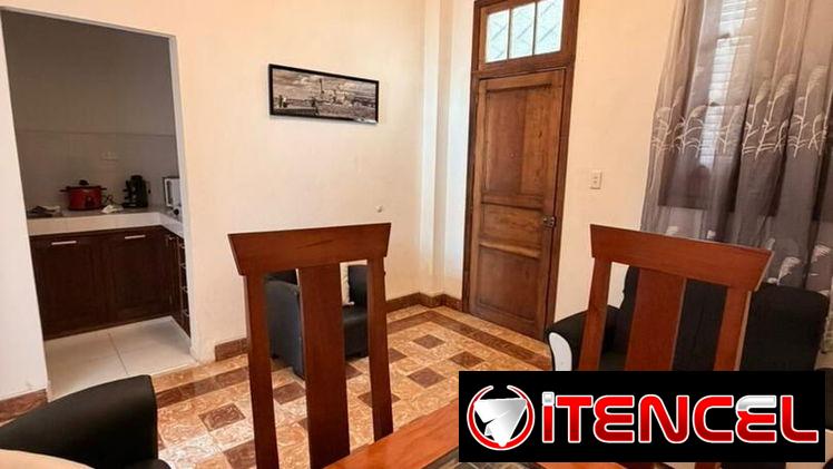 Alquiler de apartamento amueblado por noches en Habana Vieja – Lavadora, microondas y wifi – Cerca del puerto.