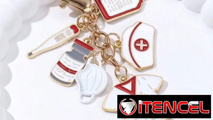 🩺✨ Llaveros de medicina ✨🩺  💖 Diseños inspirados en el área de salud 🩹 Bonitos, detallados y súper originales 🎁 Per