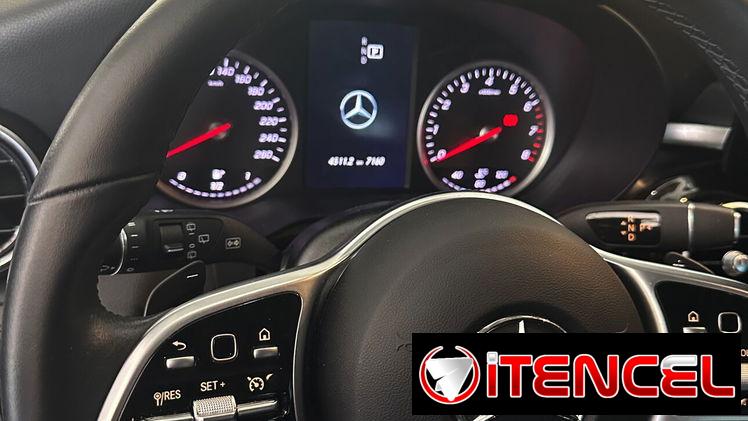 Se vende 40.000 €. Mercedes GLC 200. Semi nuevo solo 4300 KM. Año 2024