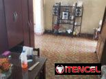 Se vende casa amplia a una cuadra de la calzada de 10 de octubre