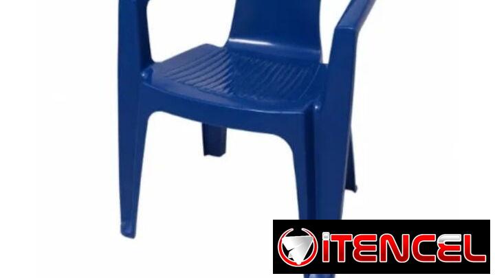 Silla plástica con brazos
