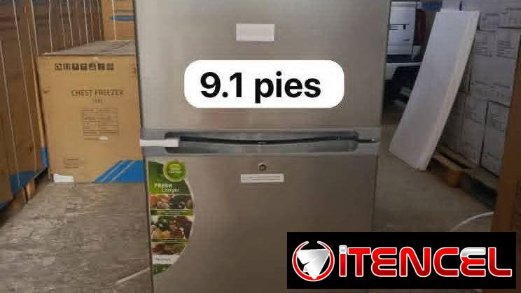Refrigerador Milexus de 9.1 pies en 415 usd
