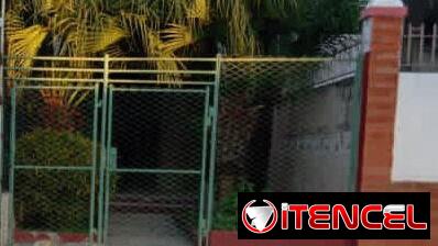 Biplanta bajos 3 dormitorios La Sierra con posibilidad de parqueo 40mil usd 53582376