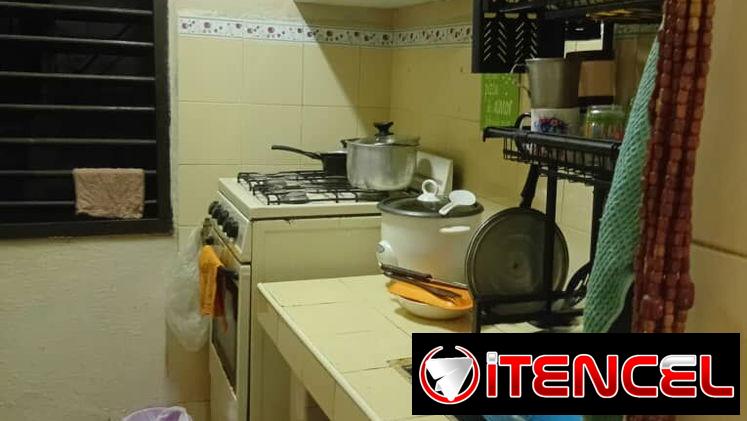 Vendo apartamento a solo 3 cuadras de la Catedral y a 2 de la Bodeguita del Medio