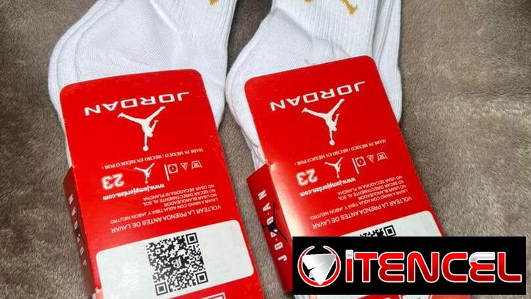 Variedad de medias 1 x 3 usd o 2 x 5 usd