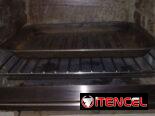 Horno doméstico de poco uso en buen estado