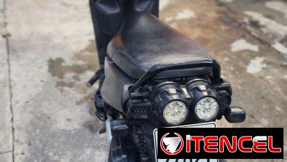 Moto ava avispon pasillo corto 4tiempo 150cc con chapa y circulación 1500usd no me ajusto mas  Whatsapp escribir a Whats