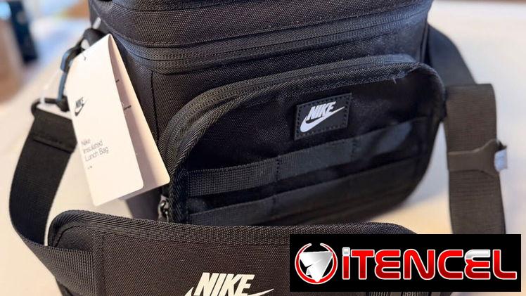 Lonchera Térmica Nike