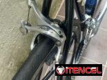 Bicicleta de ruta Specialized de fibra y aluminio