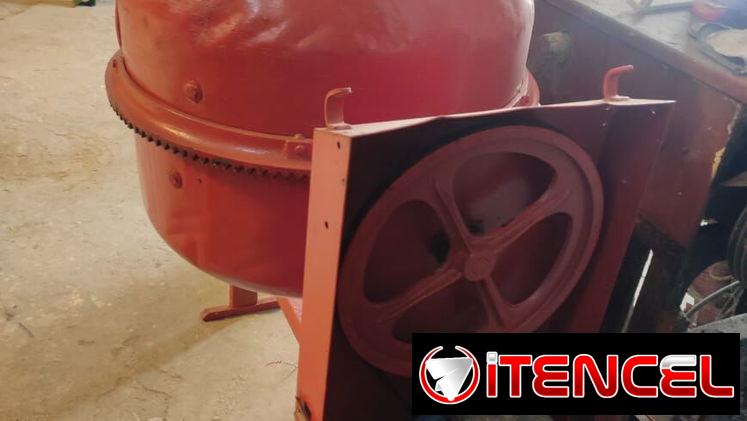 ! Hormigonera (Trompo) de capacidad 5-6 vagones – Como Nueva
