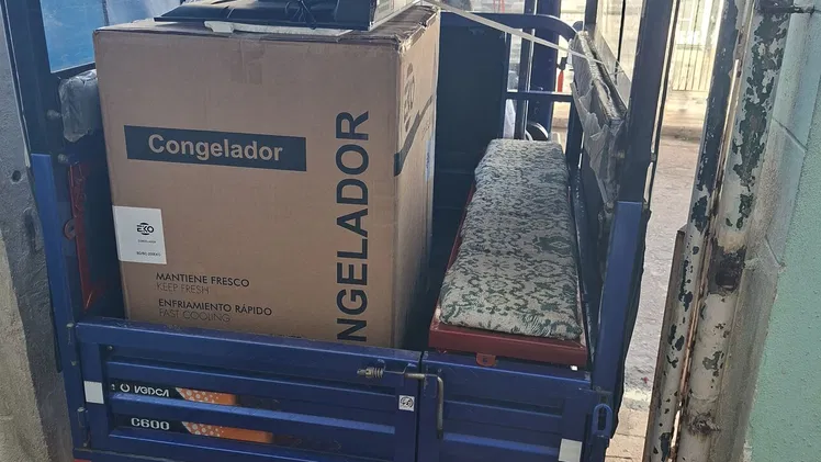Alquiler de triciclo para personas y mercancía