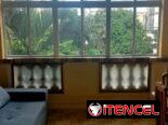 Venta o permuta.Casa amplia en 21 y C, Vedado – 2 cuartos + terraza con vista única