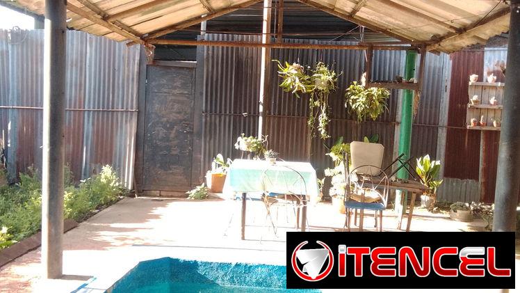 Venta de casa con patio grande buen precio