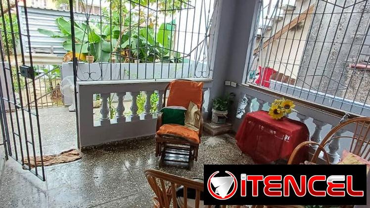 Renta apt bajos playa