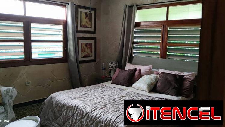 VENTA DE CASA CON PISCINA EN FONTANAR RESIDENCIAL