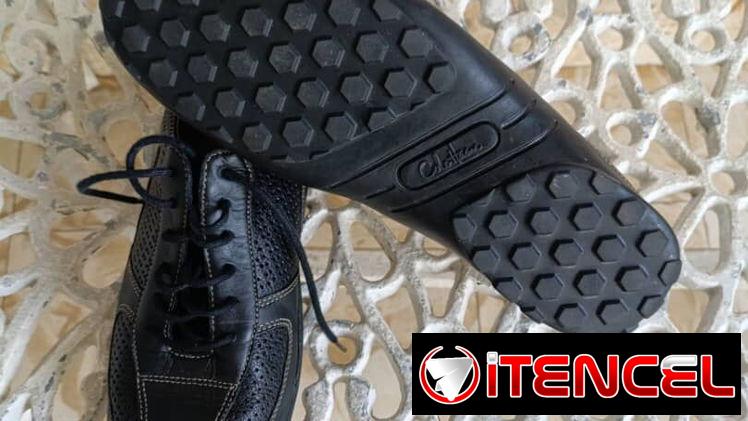 Zapatillas de piel de hombre