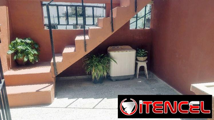 🏠 House for rent in El Vedado. 2 bedrooms with air conditioning, ideal for international students. Book: +5355284821