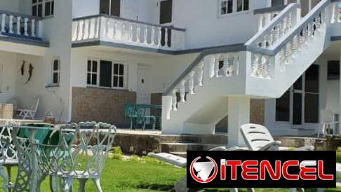 📱 Villa  en Santa Fe con Salida Directa al Mar y Jacuzzi Natural