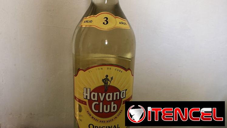 Botella de Habana Club 3 años