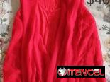 Ropa de mujer nueva y de uso