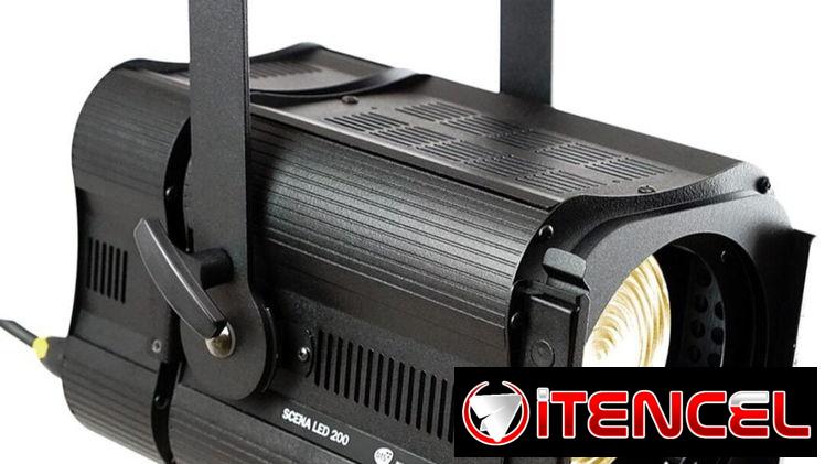 Proyector Profesional DTS SCENA 2000 💡 Luminaria profesional para escenarios y auditorios.