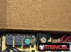 dc2c27cf212bb89749aa7bdb7bc0488acdbd5f2033fb7eb3fda9d3bc8754c012