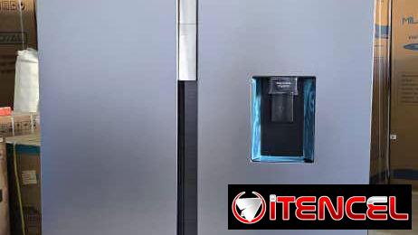 Refrigerador Samsung Side by Side de 20cuft con dispensador*