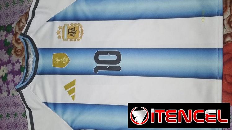 Se vende pullover de argentina Messi