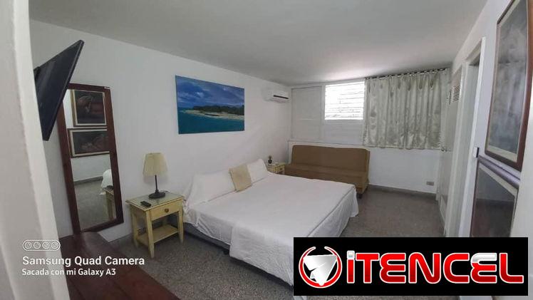 🏡¡Alquiler de esta impresionante Casa de lujo en La Habana!.🌃 #BNB  🏡 Ubicada en Playa , La Habana