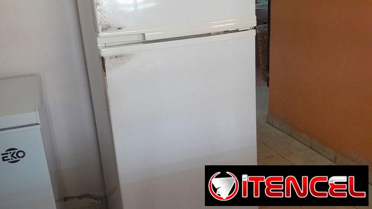 Refrigerador Daytron de uso, funcionando bien