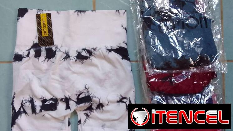 Batas de casa, licras, ajustadores, vestidos, tenis, sandalias