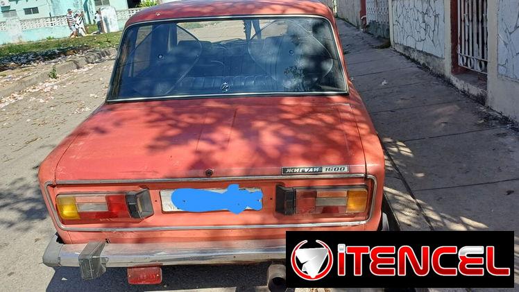 Se vende o se cambia lada 1600 por casa