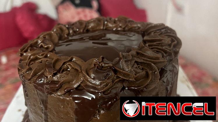 Cake y dulces a su disposición