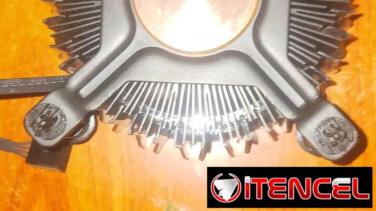Disipador stock LGA 1700 12th 13th 14th