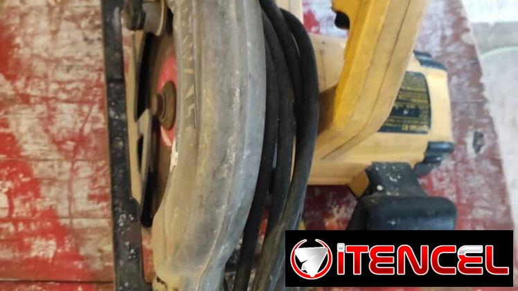 Sierra Circular DeWalt – Profesional y Potente (Poco Uso)