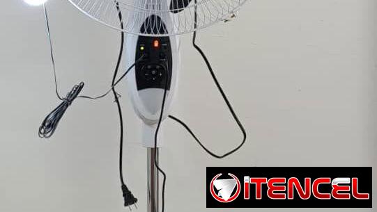 Ventilador Recargable de Pedestal Marca JMD Bateria de Litio