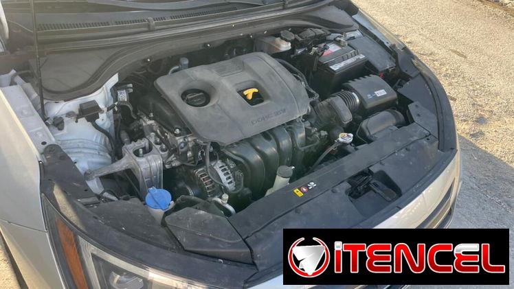 HYUNDAI ELANTRA 2019 – AUTOMÁTICO Y EFICIENTE