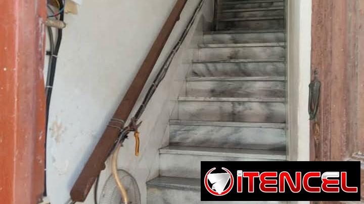 Se vende casa!!