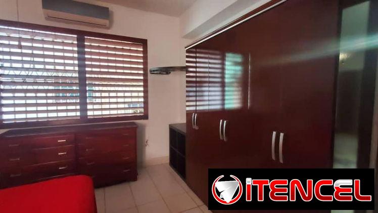ALQUILER DE LARGA ESTANCIA – VEDADO (K Y 17)