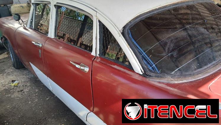 Plymount 57 y Chevrolet 50,los dos por 10 mil