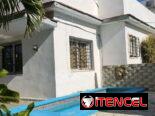 🏠 Renta de Casa En Boca Ciega. Capacidad para 9 personas. Ranchón y garage disponible.Casa con piscina para su disfrute