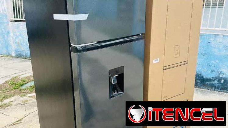REFRIGERADOR GRANDE CON DISPENSADOR DE AGUA, ROYAL 15 PIES,570 USD