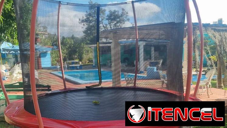 🏊‍♂️✨ Piscina en Abel Santa María, Boyeros – ¡Tu fiesta ideal en La Habana! ✨🏊‍♂️