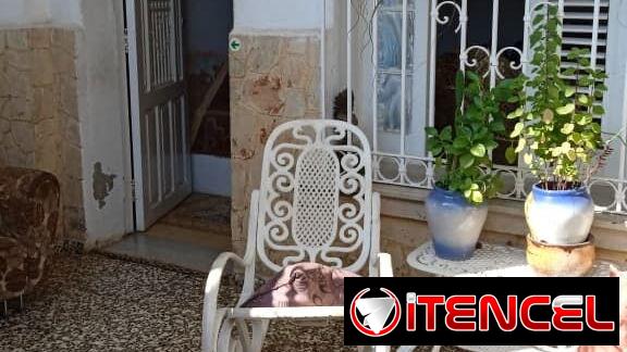 Renta Lineal Vedado de 1 cuarto con ECOFLOT 200USD 53582376