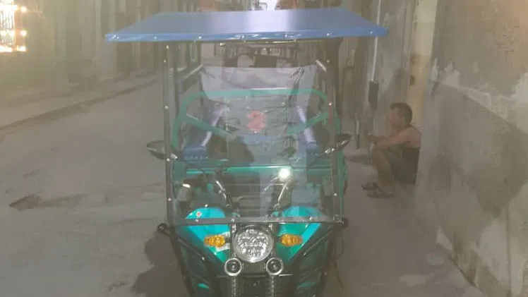 TRICICLO ELÉCTRICO